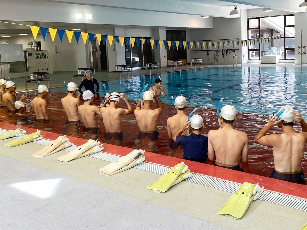 健康体育学科で学べる「水の魅力」