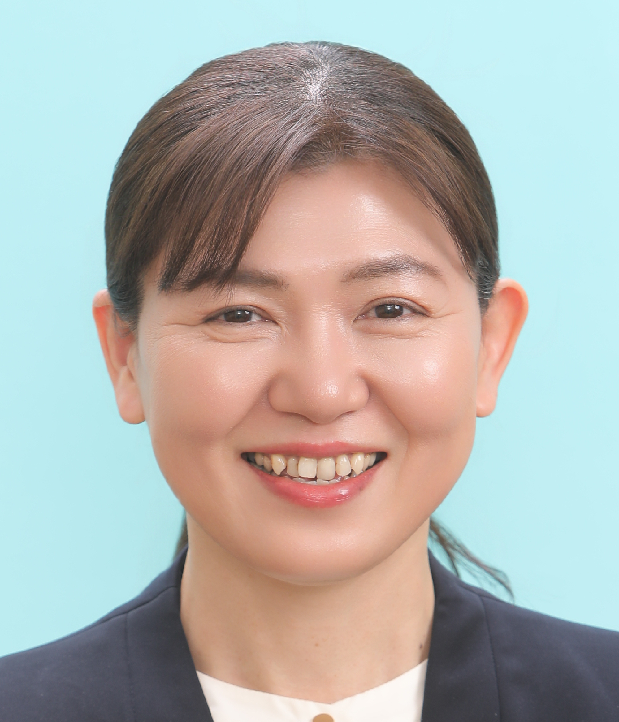 近土 真由美