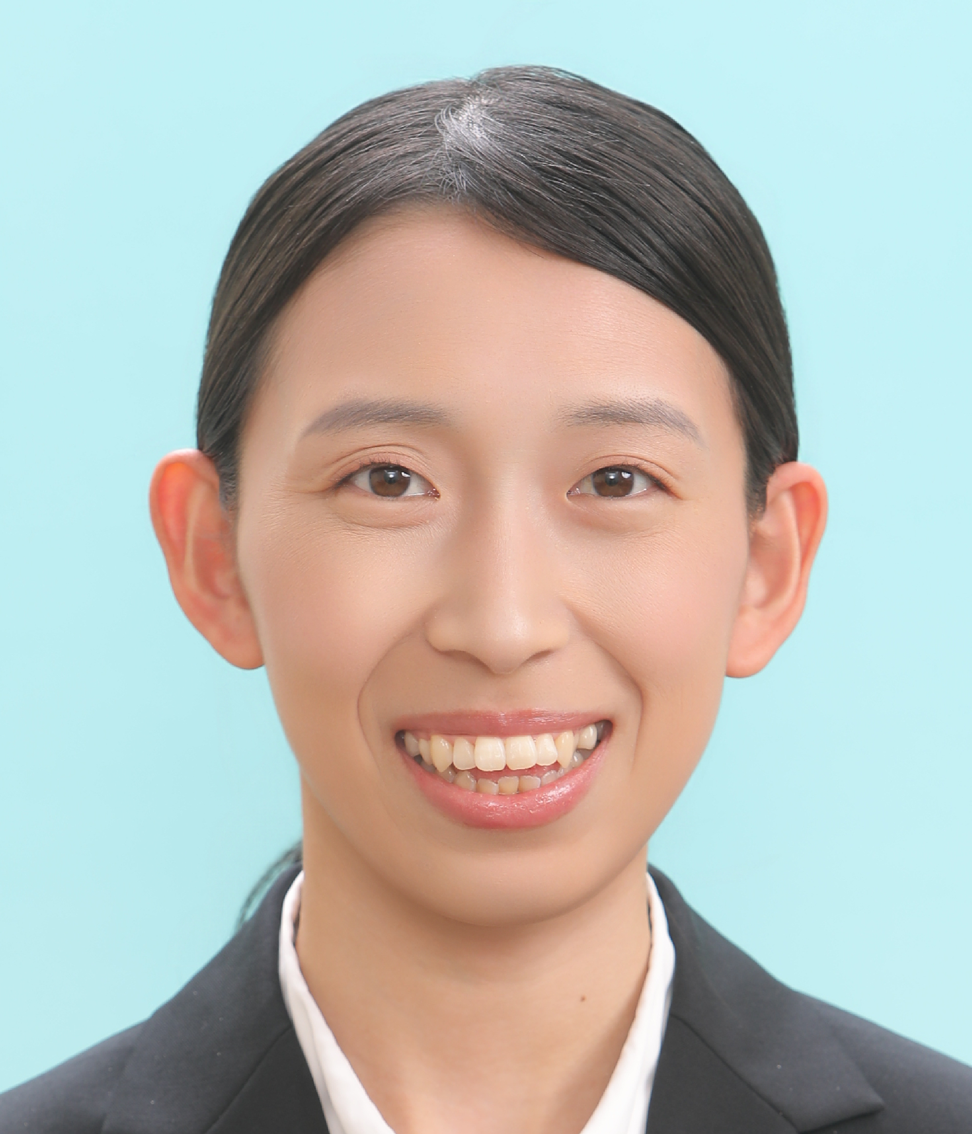 山田 凪紗
